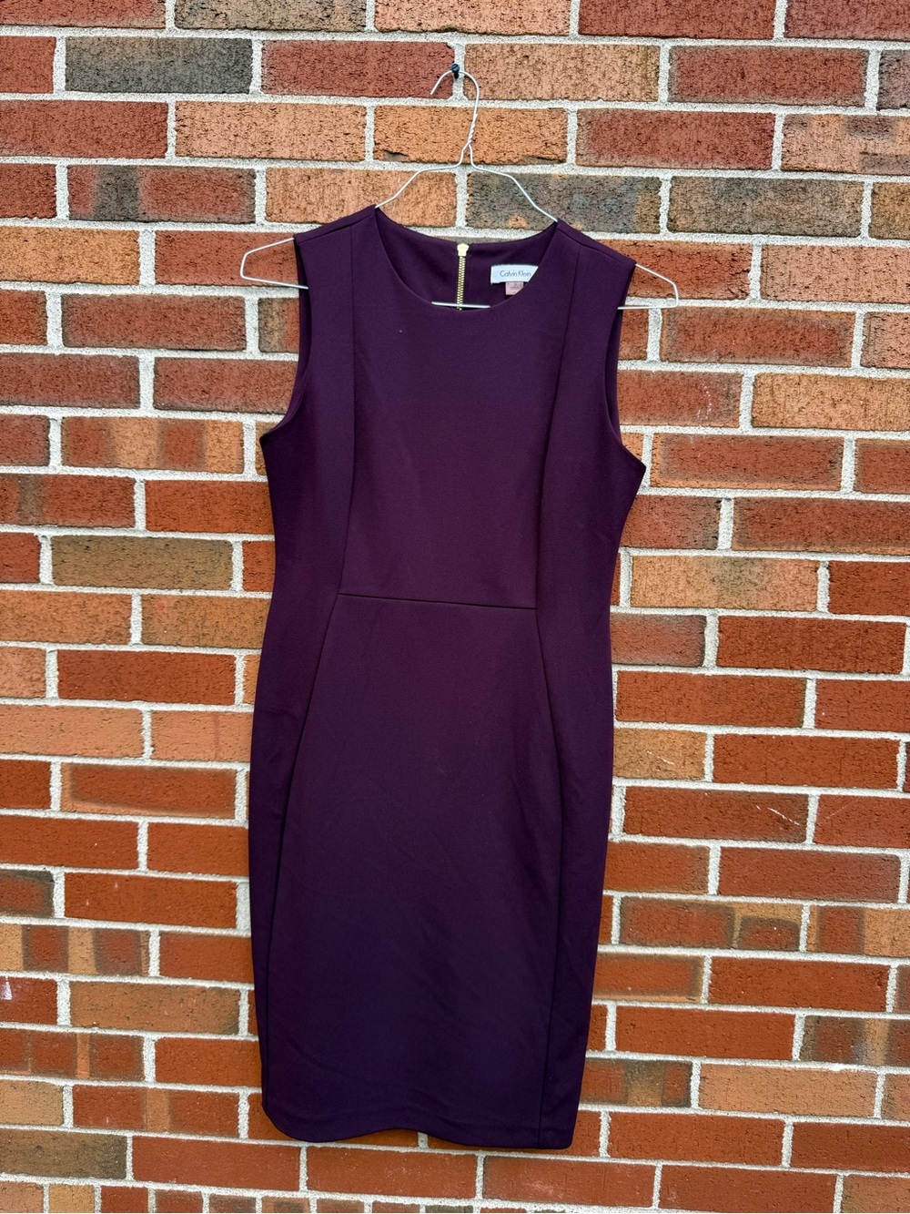Calvin Klein Plum Purple Sheath Career Dress Size 8 Sleeveless Knee Length
